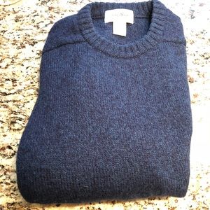 Eddie Bauer Men’s navy blue sweater
